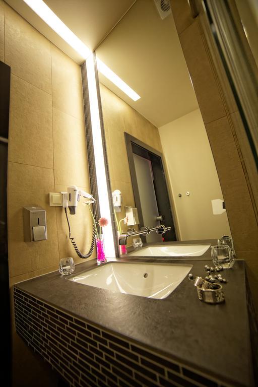 Hotel Martina Żnin Oda fotoğraf