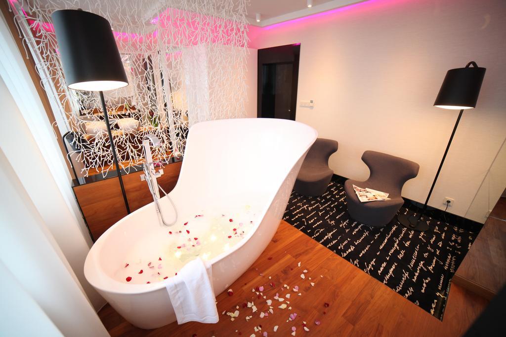 Hotel Martina Żnin Oda fotoğraf